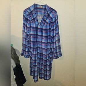 Secret Treasures Womans Plaid Buttom Up Robe Size 4x